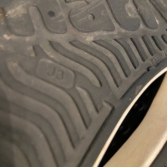 Native Jefferson Shoes - Size 3 - Picture 8 of 9